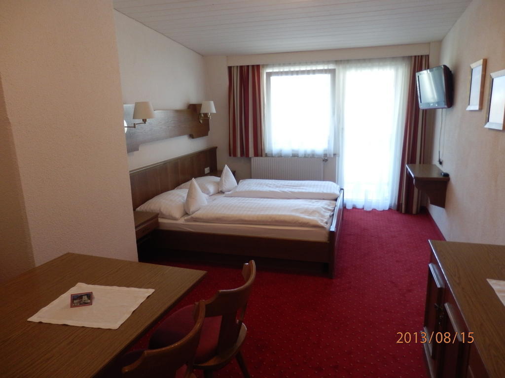 Hotel Edelweiss Pfunds Εξωτερικό φωτογραφία